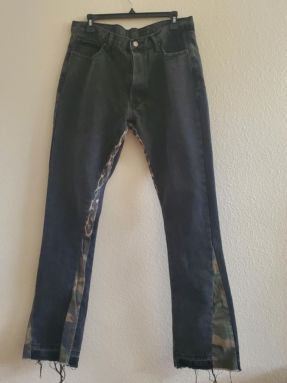 MNML Black Denim Jeans With Camo Jeans Size 33